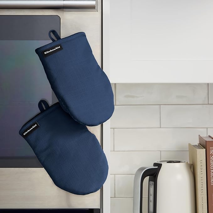 KITCHENAID Gourmet Series Gridlines Mini Oven Mitts 2-Pack Set, Heat Resistant up to 600°F, Soft Silicone Grip, Magnetic Cuff, Ink Blue, 5.5"x9" - Image 5