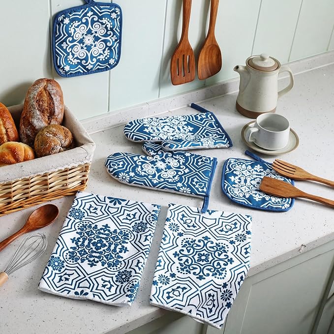 Jingmore 6 Pcs Kitchen Decor Set Accessory Farmhouse Kitchen Towels Pot Holders Oven Mitts Set 2 Dish Towels 2 Pot Holders 2 Cooking Mittens Oven Glove for Cooking (Blue,White,Chinoiserie Printed) - Image 7