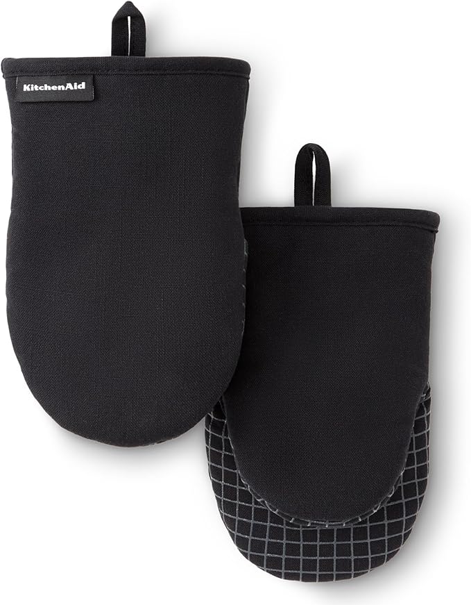 KITCHENAID Gourmet Series Gridlines Mini Oven Mitts 2-Pack Set, Heat Resistant up to 600°F, Soft Silicone Grip, Magnetic Cuff, Matte Black, 5.5"x9" by KitchenAid