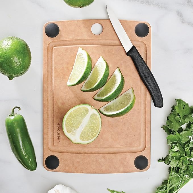 Epicurean All-In-One Cutting Board with Non-Slip Feet and Juice Groove, 10" × 7", Natural/Black - Image 3