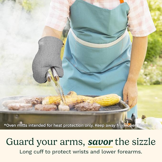 Cuisinart Kitchen Oven Mitts – Heat-Resistant Kitchen Mitts for Oven with Non-Slip Neoprene Palm, Long Cuff, and Cotton Filling – Durable Oven Gloves for Cooking, Baking, & Grilling - Image 4