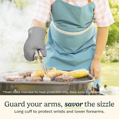 Cuisinart Kitchen Oven Mitts – Heat-Resistant Kitchen Mitts for Oven with Non-Slip Neoprene Palm, Long Cuff, and Cotton Filling – Durable Oven Gloves for Cooking, Baking, & Grilling - Image 4