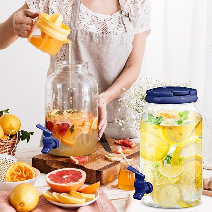 Havawish 2 Pcs 1 Gallon Plastic Beverage Dispenser with Spigot Clear Summer Kitchen Fridge Drink Dispenser for Parties Lemonade Juice Tea Beer Cold Water(Blue,Cylinder)