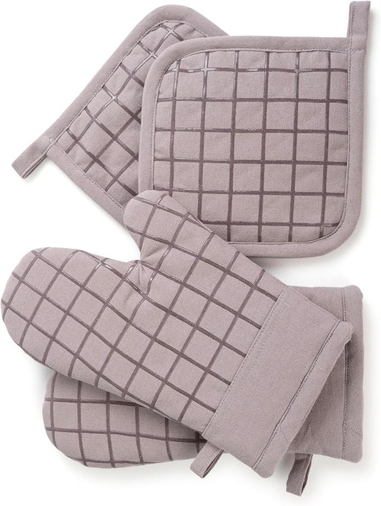 Oven Mitts and Pot Holders Set for Kitchen | 4 Pc Set| Heat Resistant Up to 500°F | Non-Slip Silicone Strips | Grey Kitchen Accessories | Includes 2 Hot Pads & 2 Cooking Mitts
