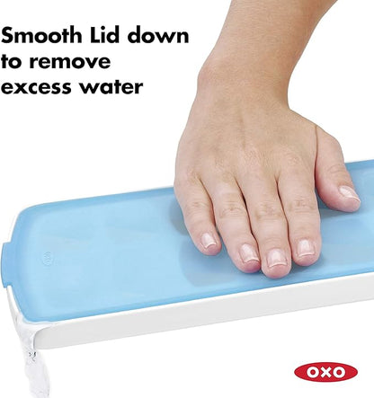 OXO Good Grips No-Spill Ice Cube Tray (Pack of 2) - Image 3
