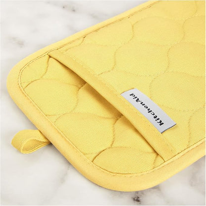 KITCHENAID Quilted Cotton Terry Cloth Oven Mitt, Pot Holder, Kitchen Towel 4-Pack Set, Heat Resistant, Silicone Grip, 16"x26", 7"x13" & 7"x10", Butter Yellow - Image 4