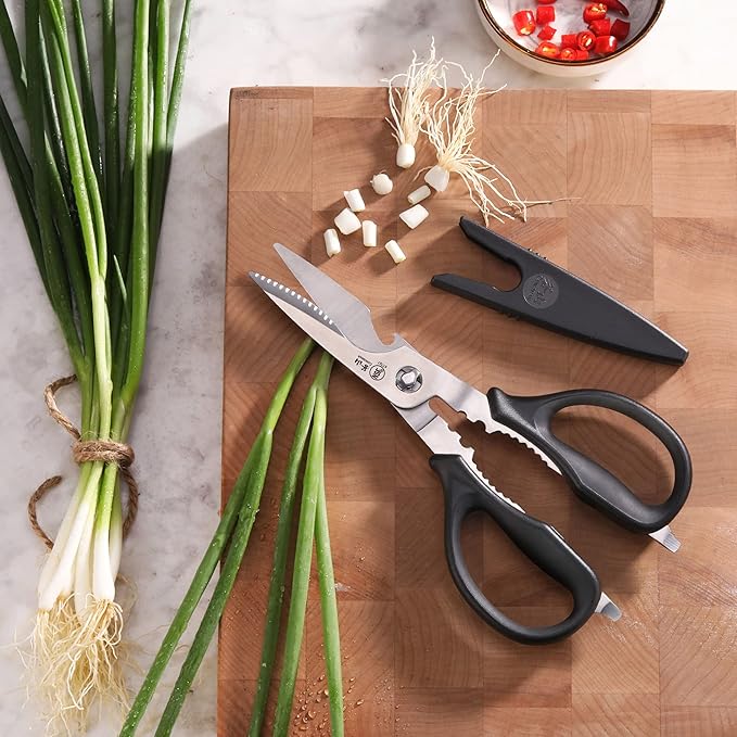 Cangshan 503343 9-inch Heavy-Duty Come-Apart Kitchen Shears with Guard - Image 6