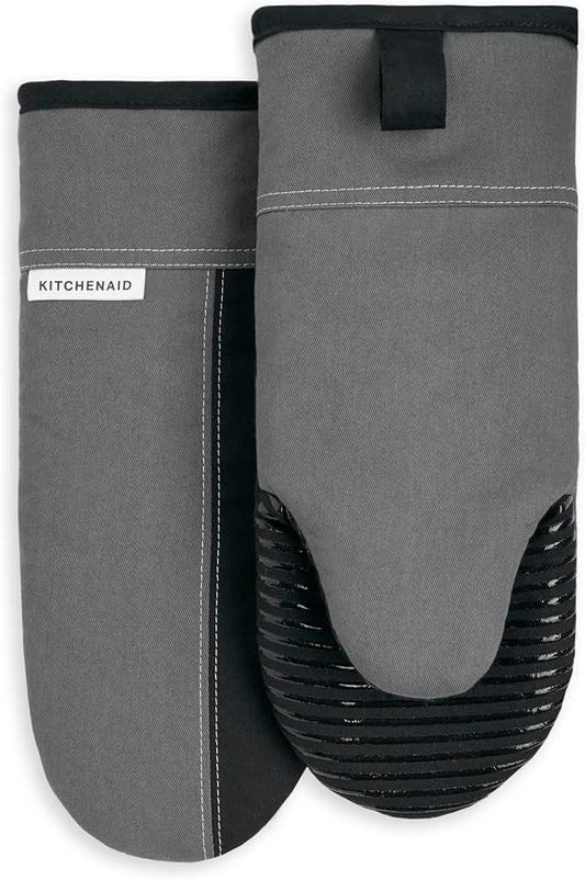 KITCHENAID Beacon Two-Tone Oven Mitt 2-Pack Set, Contour Silver/Matte Black, 5.75"x13" by KitchenAid