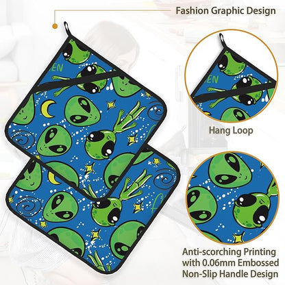 Green Alien Pot Holder Set of 2,Heat Resistant Potholders Oven Hot Pads for Kitchen Cooking Baking BBQ