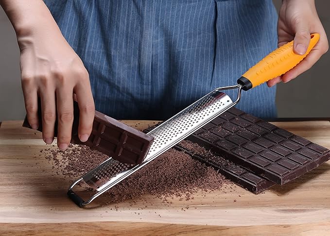 Deiss PRO Lemon Zester & Heavy Duty Cheese Grater & Vegetable Grater - Parmesan Cheese Lemon, Garlic, Nutmeg, Chocolate, Fruits, Vegetables, Ginger Grater - Cheese Shredder & Stainless Steel Grater - Image 6