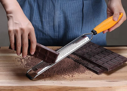 Deiss PRO Lemon Zester & Heavy Duty Cheese Grater & Vegetable Grater - Parmesan Cheese Lemon, Garlic, Nutmeg, Chocolate, Fruits, Vegetables, Ginger Grater - Cheese Shredder & Stainless Steel Grater - Image 6