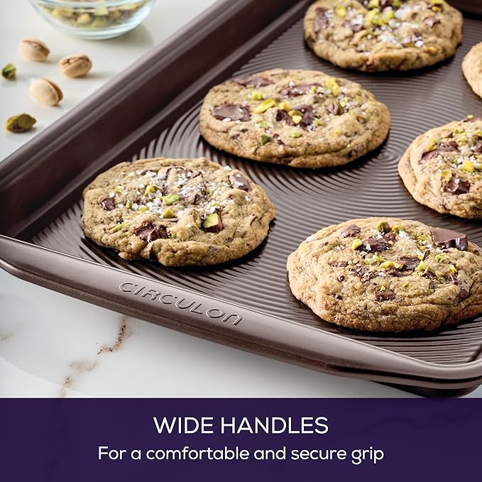Circulon Nonstick Bakeware Set with Nonstick Cookie Sheets / Baking Sheets - 2 Piece, Chocolate Brown , Set (9" x 13" & 10" x 15") - Image 6