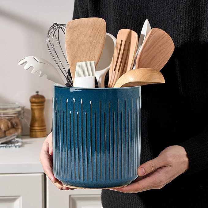 JIEMEI HOME Kitchen Utensil Holder, 7.2" Large Ceramic Stable Utensil Crock for Countertop, Utensil Holder with Cork Mat, Removable Bamboo Divider for Easy, Kitchen Decor, Blue - Image 6