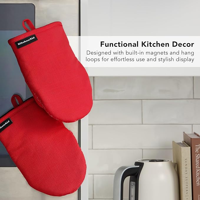 KITCHENAID Gourmet Series Gridlines Mini Oven Mitts 2-Pack Set, Heat Resistant up to 600°F, Soft Silicone Grip, Magnetic Cuff, Passion Red, 5.5"x9" - Image 6