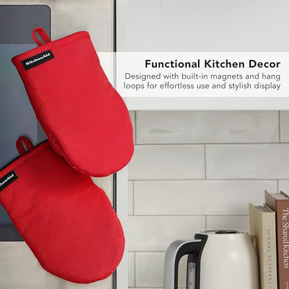 KITCHENAID Gourmet Series Gridlines Mini Oven Mitts 2-Pack Set, Heat Resistant up to 600°F, Soft Silicone Grip, Magnetic Cuff, Passion Red, 5.5"x9" - Image 6