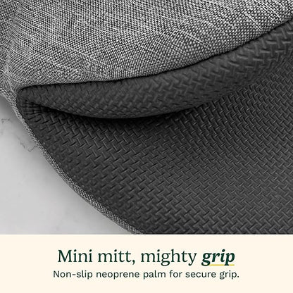 Cuisinart Mini Oven Mitts – 5.5” x 7” Heat-Resistant Kitchen Mitts for Oven with Non-Slip Neoprene Palm, Cotton Filling, and Fabric Loop – Durable Oven Mitt Set for Cooking & Baking (Chambray) - Image 4