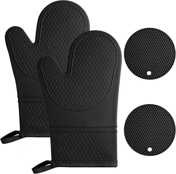 AUAUY Oven Mitts with 2 Potholders, Silicone Oven Gloves Heat Resistant 464°F, Non-Slip Silicone BBQ Gloves, Waterproof Cooking Gloves, Oven Gloves for Barbecue Kitchen Baking Microwave, Black by AUAUY