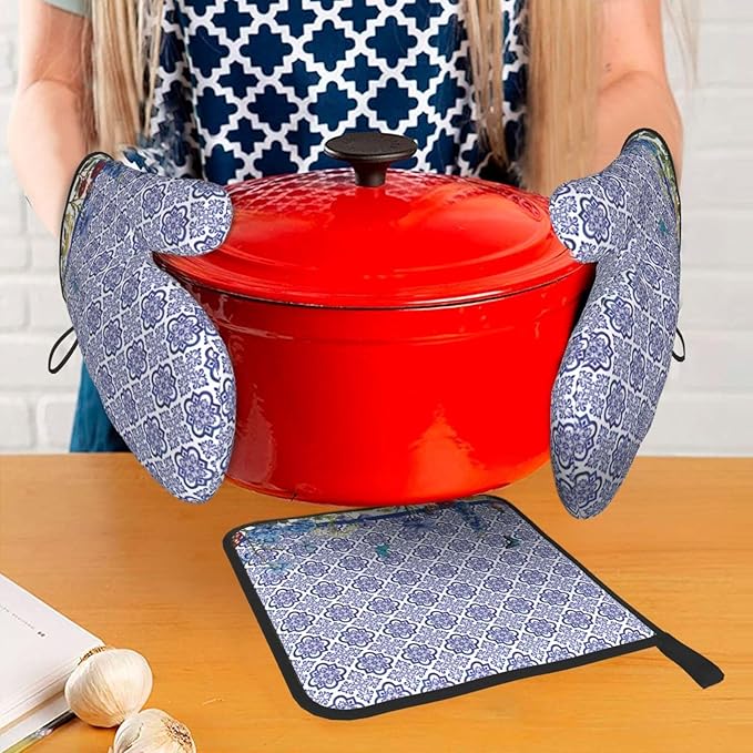 Blue Chinoiserie Oven Mitts Heat Resistant,Cute Floral Pot Holders and Kitchen Mitts, Heat Resistant Non-Slip Baking Golves Hot Pads for Cooking BBQ Grilling,Housewarming Gifts for Women Hostress