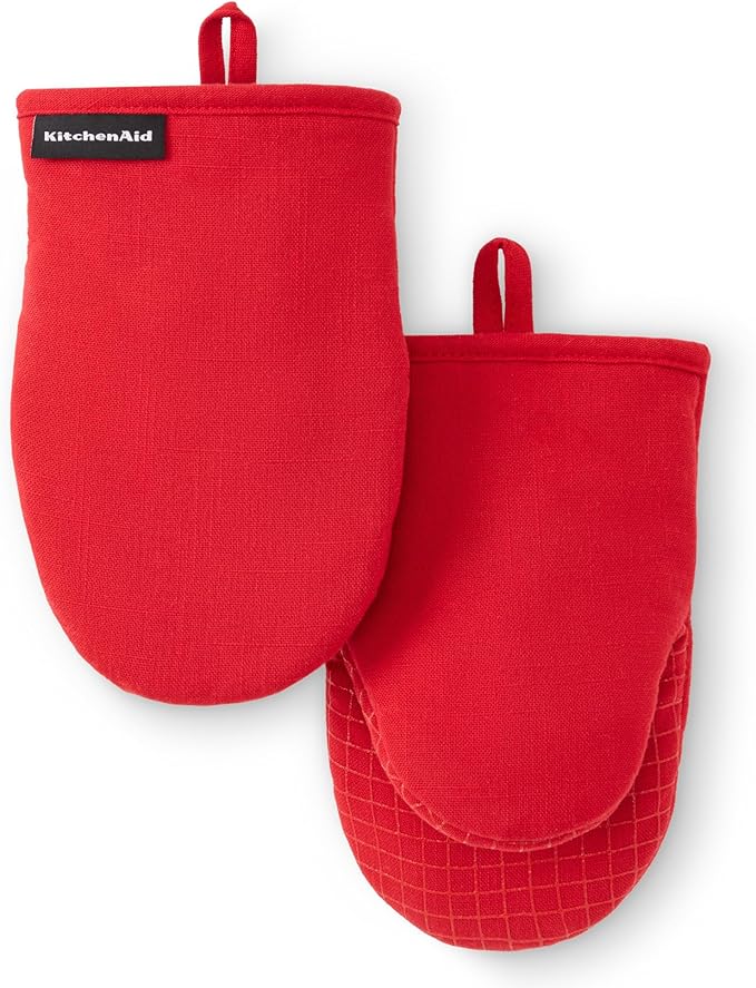KITCHENAID Gourmet Series Gridlines Mini Oven Mitts 2-Pack Set, Heat Resistant up to 600°F, Soft Silicone Grip, Magnetic Cuff, Passion Red, 5.5"x9" by KitchenAid