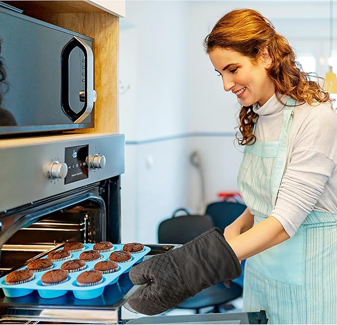 4 Pcs Oven Mitts and Pot Holders,500°F High Heat Resistant Kitchen Oven Mitts with Pot Holders,Long Oven Mitts with Recycled Cotton Infill and Silicone Non-Slip Surface for Baking and Cooking(Grey) - Image 6