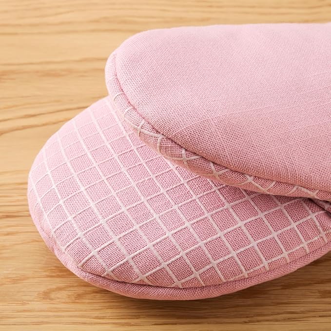 KITCHENAID Gourmet Series Gridlines Mini Oven Mitts 2-Pack Set, Heat Resistant up to 600°F, Soft Silicone Grip, Magnetic Cuff, Dried Rose, 5.5"x9" - Image 3