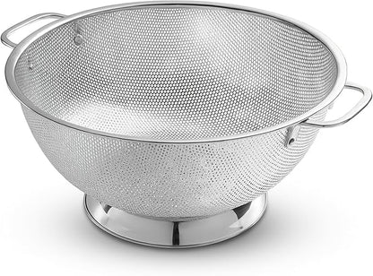 Bellemain Colander for Kitchen – 5 Qt Stainless Steel Strainer with Handle - 18/8 Pasta Strainer Bowl for Pasta, Spaghetti, Vegetables, Fruit, and Pot Draining - Stainless Steel Colander by Bellemain