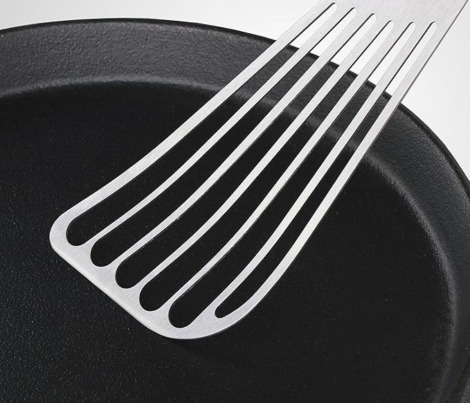 New Star Foodservice 43068 Wood Handle Fish Spatula, 6.5" Blade, Silver - Image 6