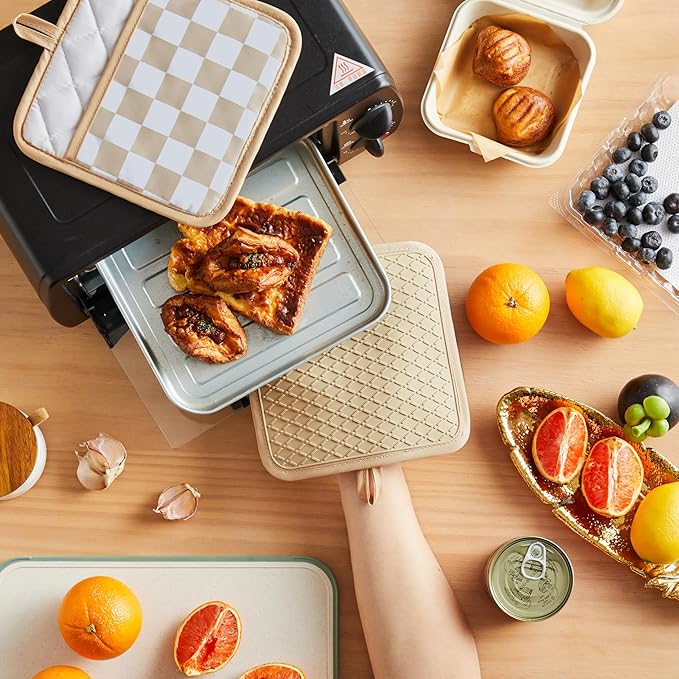Ohocut Beige Checkered Pot Holder, Checkerboard Potholders for Kitchen, Silicone Pot Holders with Pocket for Kitchen Clearance 2 Pack Set, Hot Pads and Oven Mitts for Cooking Baking - Image 2