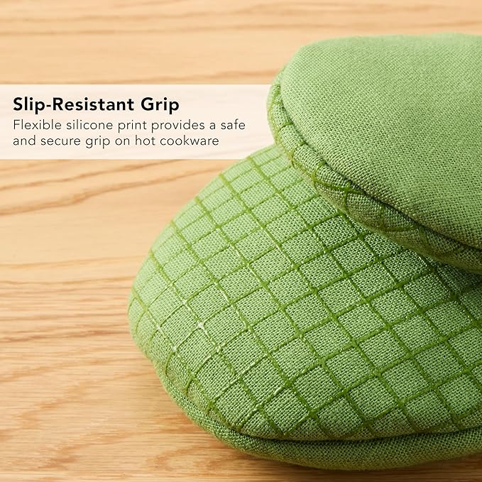 KITCHENAID Gourmet Series Gridlines Mini Oven Mitts 2-Pack Set, Heat Resistant up to 600°F, Soft Silicone Grip, Magnetic Cuff, Matcha Green, 5.5"x9" - Image 7