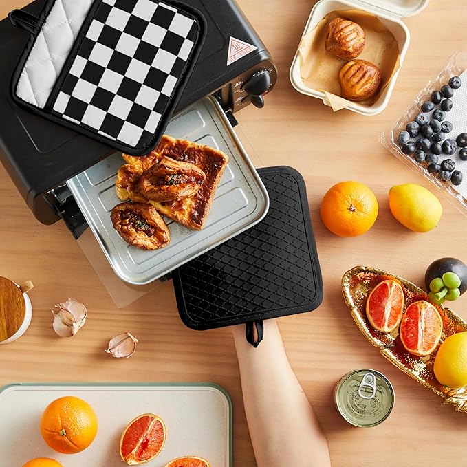 Ohocut Checkered Pot Holder, Black and White Checkerboard Potholders for Kitchen, Silicone Pot Holders with Pocket for Kitchen Clearance 2 Pack Set, Hot Pads and Oven Mitts for Cooking Baking - Image 2