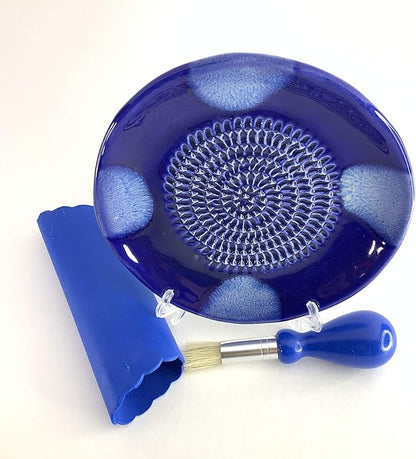 BonCera, All-in-one Premium Ceramic Garlic Grater Plate 4-Piece Set - Blue Cross Glazed Design and Style - For Garlic, Ginger, Chocolate, and more! - Comes with 5.25" Plate, Peeler, Brush, and Stand - Image 3