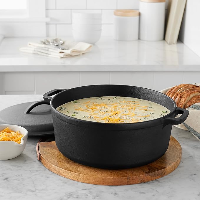 Amazon Basics Pre-Seasoned Cast Iron Dutch Oven Pot with Lid and Dual Handles, Oven Safe, Heavy-Duty, 7-Quart, Round, Black - Image 5