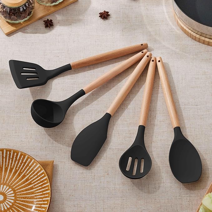 Herogo 5-Piece Cooking Utensils Set, Silicone Kitchen Utensils Set with Wooden Handle, Heat Resistant Cooking Tools Slotted Turner, Spoon, Soup Ladle, Spatula, Spoonula for Nonstick Cookware, Black - Image 9