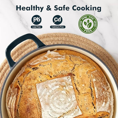SENSARTE Enameled Cast Iron Dutch Oven Pot with Lid 3.5/5.5/6.5 Quart Heavy-Duty Round Dual Handles Kitchen Pot with Cotton Potholders & Silicone Trivet, Pot for Bread Baking, Stews, Braising, Roasting, Oven Safe, 6.5 Quart, Emerald Green