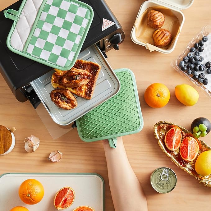 Ohocut Sage Green Checkered Pot Holder, Checkerboard Potholders for Kitchen, Silicone Pot Holders with Pocket for Kitchen Clearance 2 Pack Set, Hot Pads and Oven Mitts for Cooking Baking - Image 2
