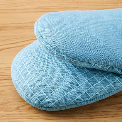 KITCHENAID Gourmet Series Gridlines Mini Oven Mitts 2-Pack Set, Heat Resistant up to 600°F, Soft Silicone Grip, Magnetic Cuff, Blue Velvet, 5.5"x9" - Image 3