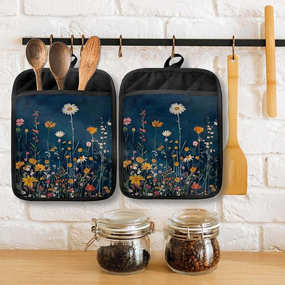 Moody Blue Wildflower Pot Holders with Pockets, Dark Cottagecore Floral Botanical Oven Pot Holders Heat Resistant Oven Mitts Hot Pads for Kitchen Baking Cooking