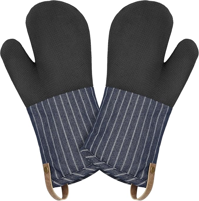 Cuisinart Heritage Kitchen Oven Mitts – Heat-Resistant Kitchen Mitts for Oven with Non-Slip Neoprene Palm, Long Cuff, and Cotton Filling – Durable Oven Gloves for Cooking, Baking, & Grilling - Image 8