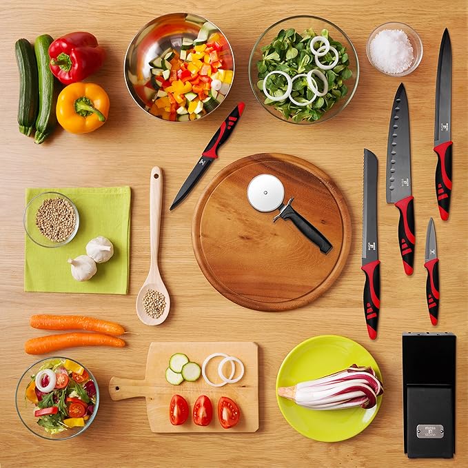 Moss & Stone 7-Piece Kitchen Knife Set with Block – Black Titanium Plated Stainless Steel Kitchen Knives, High Carbon Blades, Compact Cutlery Set for Home Cooking, Small Knife Set Black Wood Block - Image 7