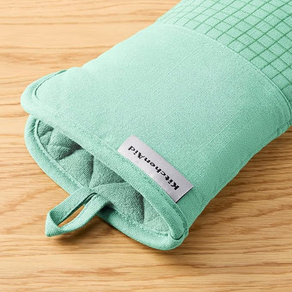 KITCHENAID Gourmet Series Gridlines Oven Mitts 2-Pack Set, Heat Resistant up to 600°F, Soft Silicone Grip, Magnetic Cuff, Color of The Year, Spearmint, 7"x14"