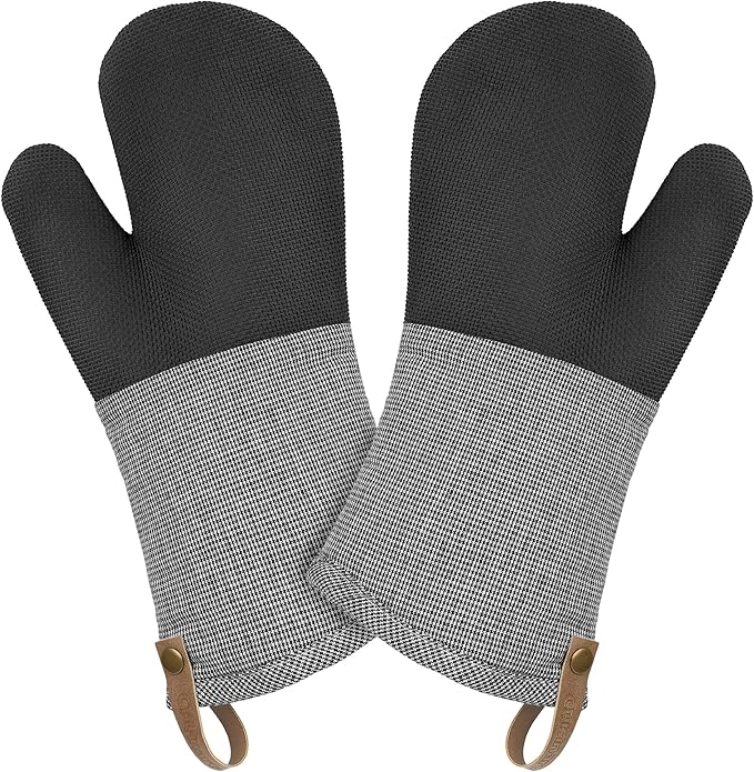 Cuisinart Kitchen Oven Mitts – Heat-Resistant Kitchen Mitts for Oven with Non-Slip Neoprene Palm, Long Cuff, and Cotton Filling – Durable Oven Gloves for Cooking, Baking, & Grilling by BestBrands