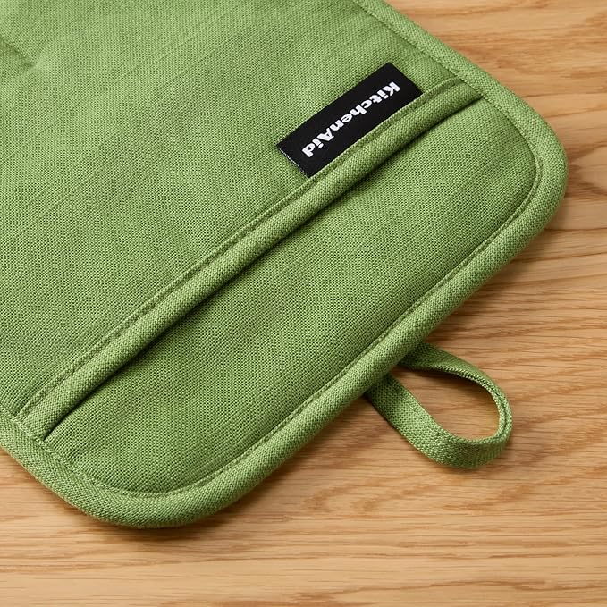 KITCHENAID Gourmet Series Gridlines Pot Holders 2-Pack Set, Heat Resistant up to 600°F, Soft Silicone Grip, Magnetic Cuff, Matcha Green, 8"x8" - Image 3