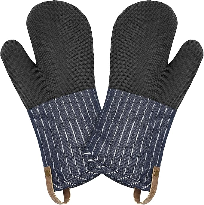 Cuisinart Heritage Kitchen Oven Mitts – Heat-Resistant Kitchen Mitts for Oven with Non-Slip Neoprene Palm, Long Cuff, and Cotton Filling – Durable Oven Gloves for Cooking, Baking, & Grilling by BestBrands