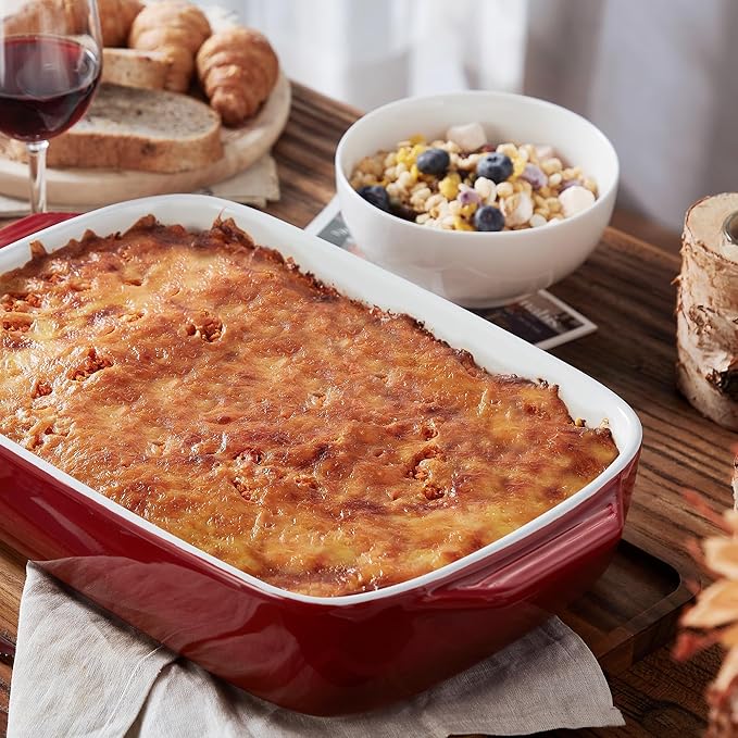 Lareina Large Ceramic Casserole Dish with Lid, 4.0 Quart Covered Rectangular Stoneware Baking Dishes for Oven, Deep 9x13 Inch Lasagna Pans for Baking and Serving, Perfect for Christmas gifts, Red - Image 3
