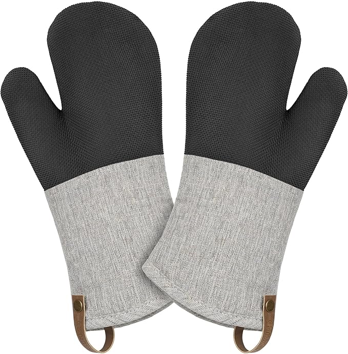 Cuisinart Heritage Kitchen Oven Mitts – Heat-Resistant Kitchen Mitts for Oven with Non-Slip Neoprene Palm, Long Cuff, and Cotton Filling – Durable Oven Gloves for Cooking, Baking, & Grilling by BestBrands