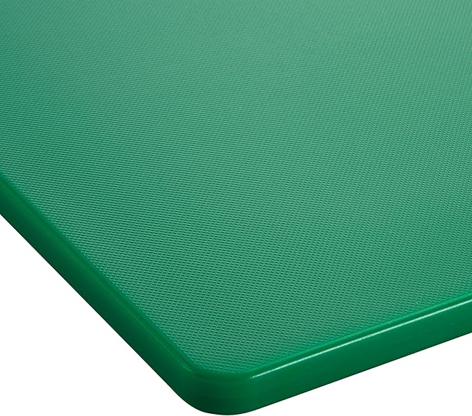 Winco Heavy-Duty Plastic Cutting Board, 15" x 20" x 1/2", Green - Image 2